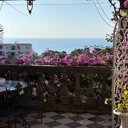 Luxury House In Villa Pompeiana Via Camerelle Con Terrazza Vista Mare Capri Ngoại thất bức ảnh